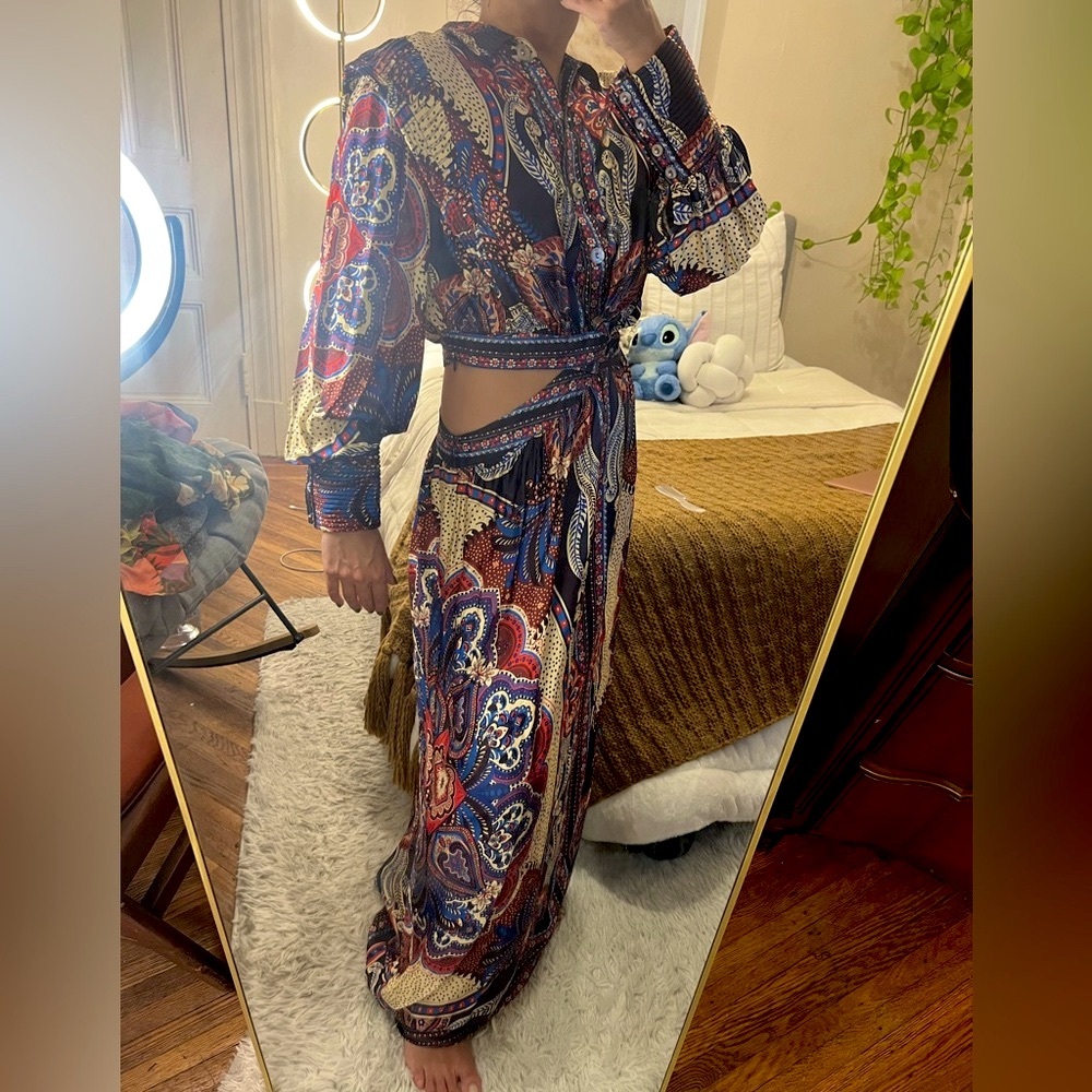 FARM Rio Vibrant Long Sleeve Dress